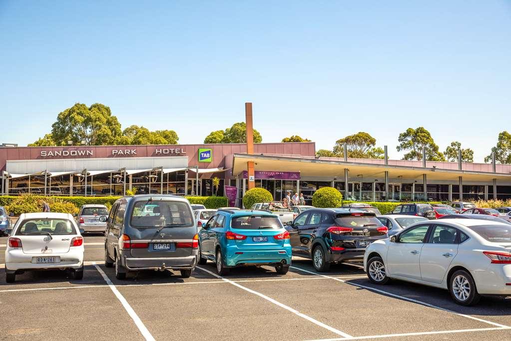 Nightcap At Sandown Park Hotel Noble Park Екстериор снимка